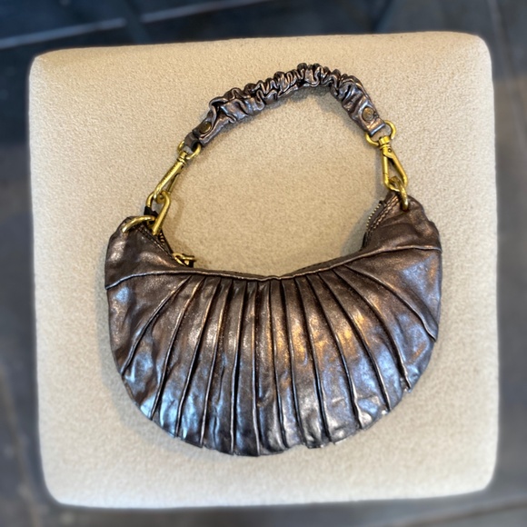 Shoulder Bag "LUNA" in metallic - Picture 5 of 6